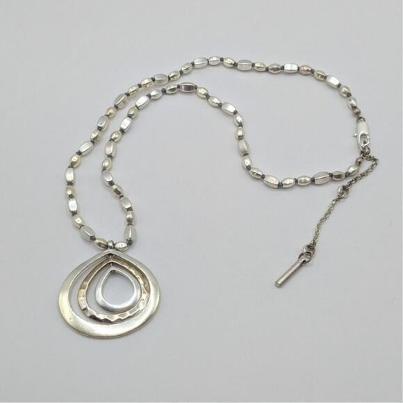 Kenneth Cole New York Signed Silver Tone Beaded Pendant Necklace -Seen on Dexter - Picture 7 of 7